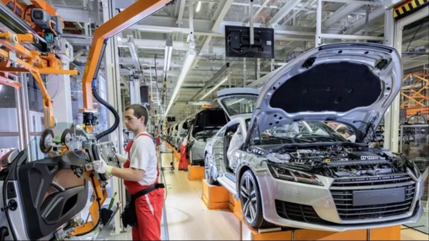 Alman Otomobil Devleri Yeni Yazılım Platformu Geliştiriyor
