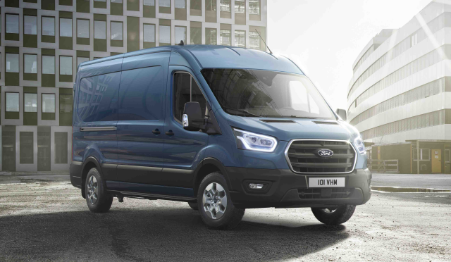 Ford Transit: 60. Yıl Dönümünü Kutluyor