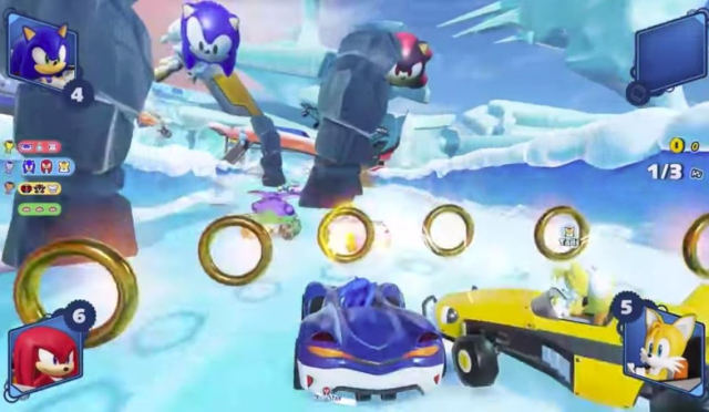 Sonic Yarış: CrossWorlds ile Hızın Keyfini Çıkarın