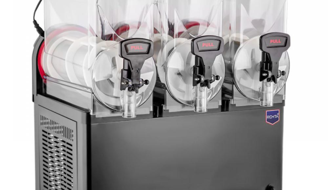 Slushie Makinesi: 2025’in En İyi 2 Seçeneğiyle Serinleyin